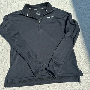 Women’s Nike Running 1/4 zip long sleeve with fleece lining